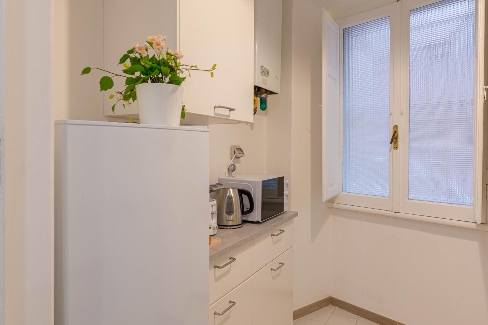 Domus Gianicolo 2B Apartment โรม ภายนอก รูปภาพ